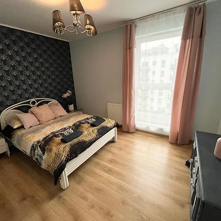 Oldtown Retro Apartment By Marina With Balcony For 6 People Danzig Exterior foto